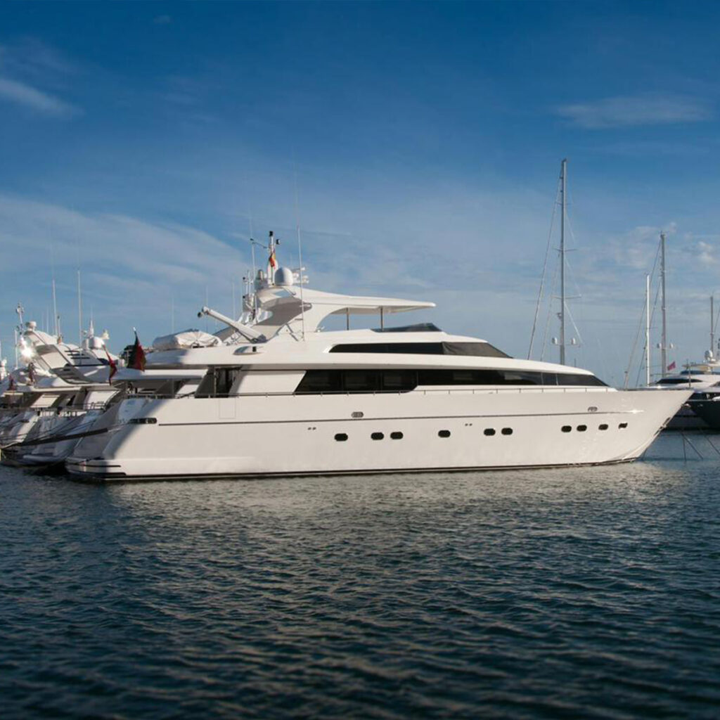 Yacht 2
